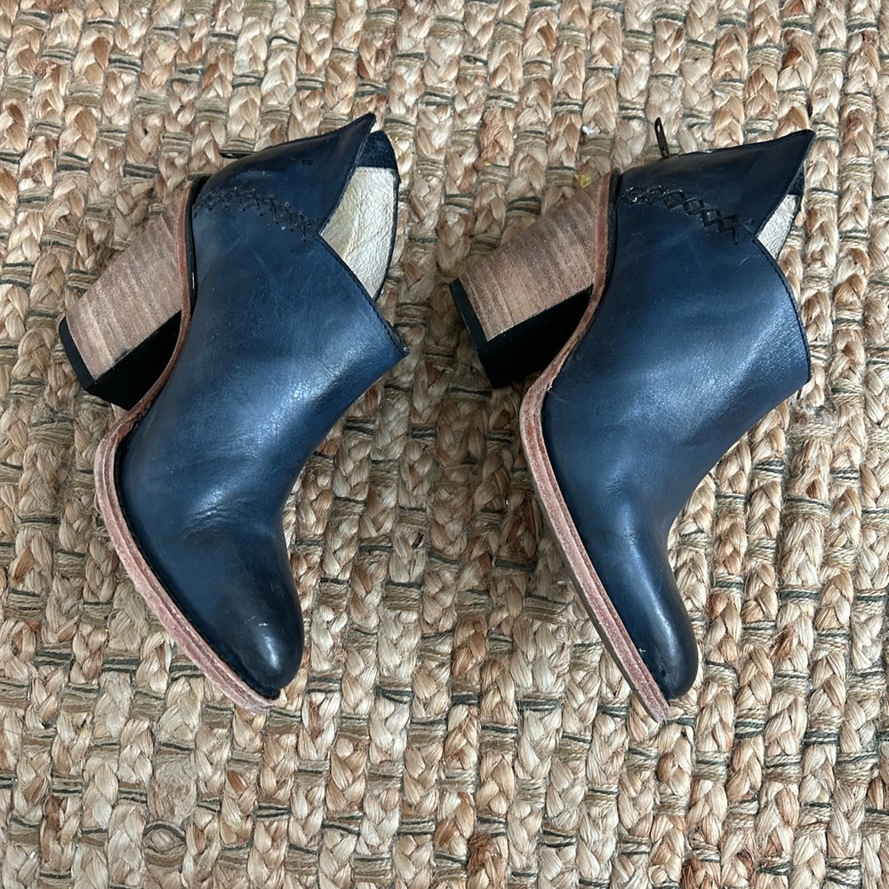 Freebird by Steven Dark Blue Ankle Boots Genuine Leather